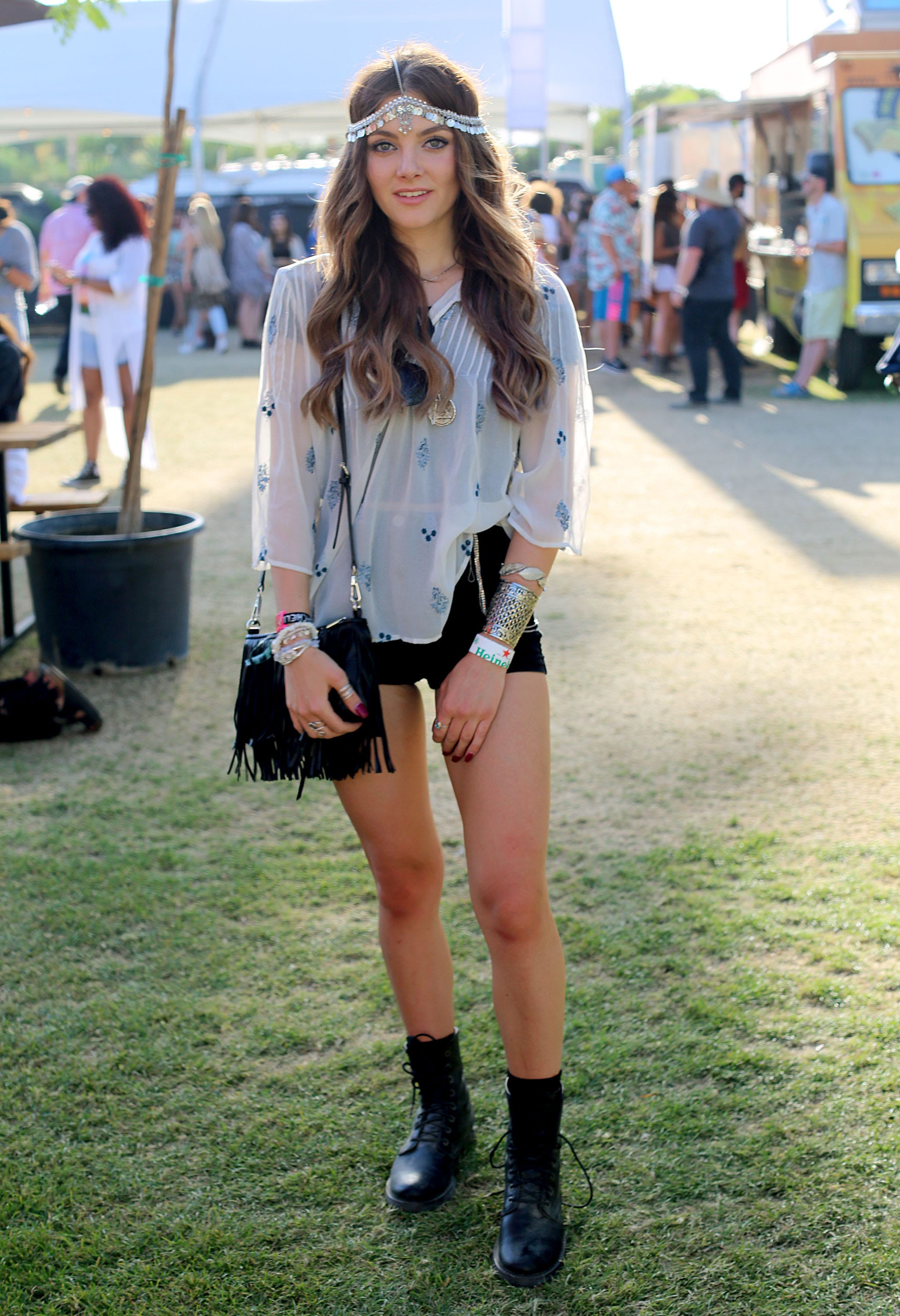 coachella outfit for chubby female